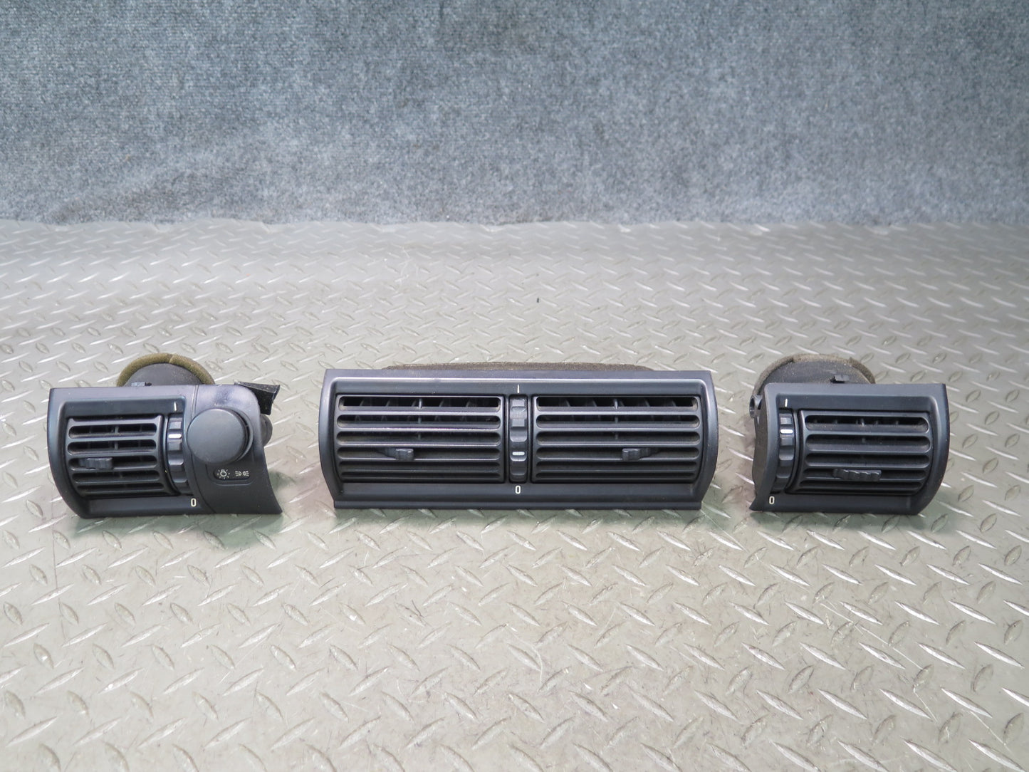96-02 BMW E36/7 Z3 Set of 3 Dash Front Left Center Right Air Vent w Switch OEM