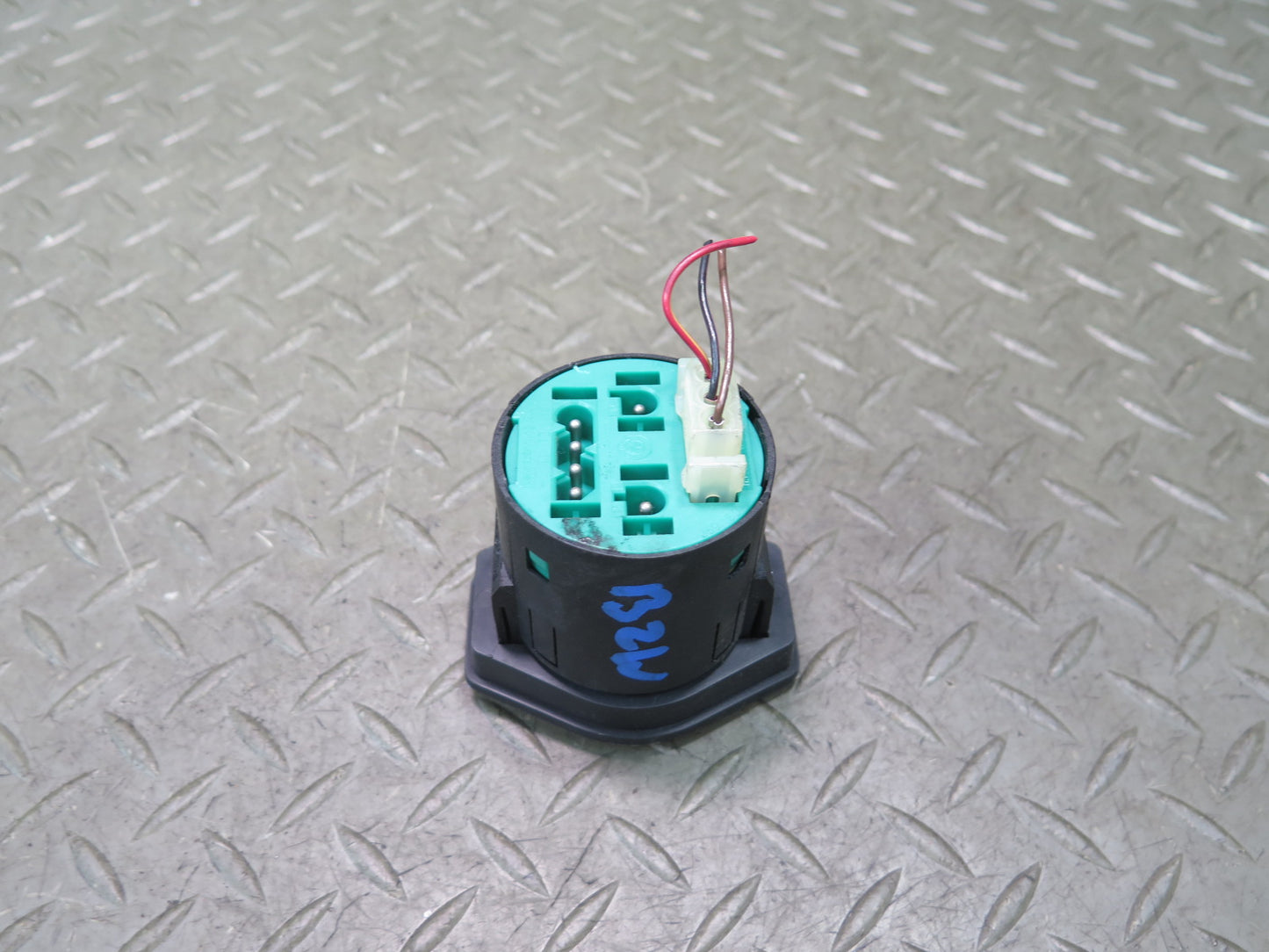 96-02 BMW E36/7 Z3 Door Alarm Chime Bell Speaker