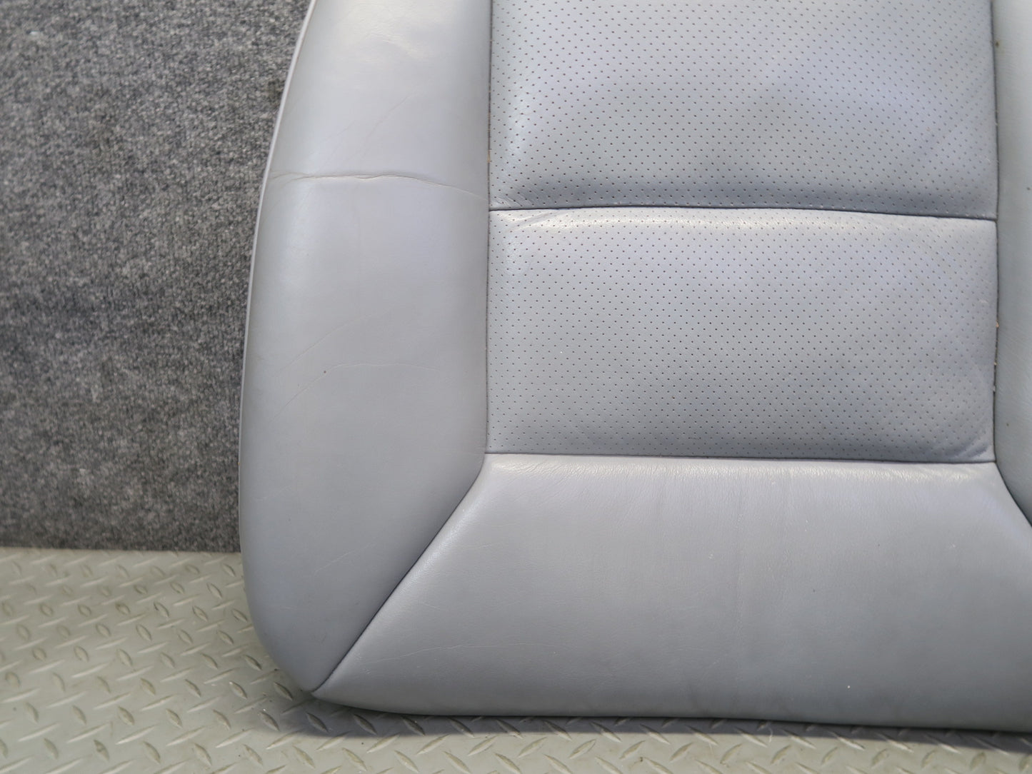 89-91 Mercedes W126 Sedan Front Right Heated Seat Lower Leather Cushion Gray OEM