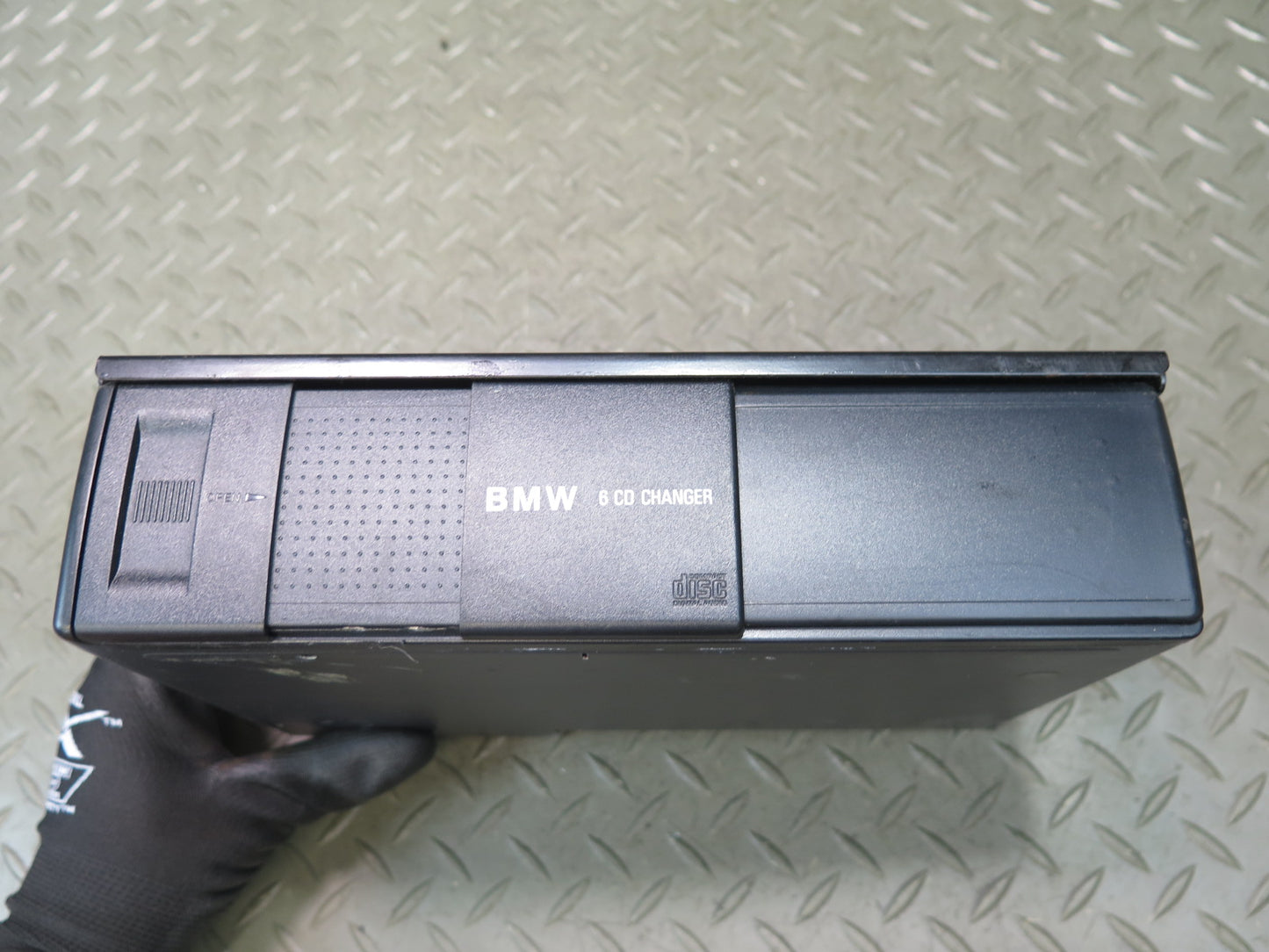 96-99 BMW E36/7 Z3 CD Changer w Magazine & Bracket Mount 1469404 OEM