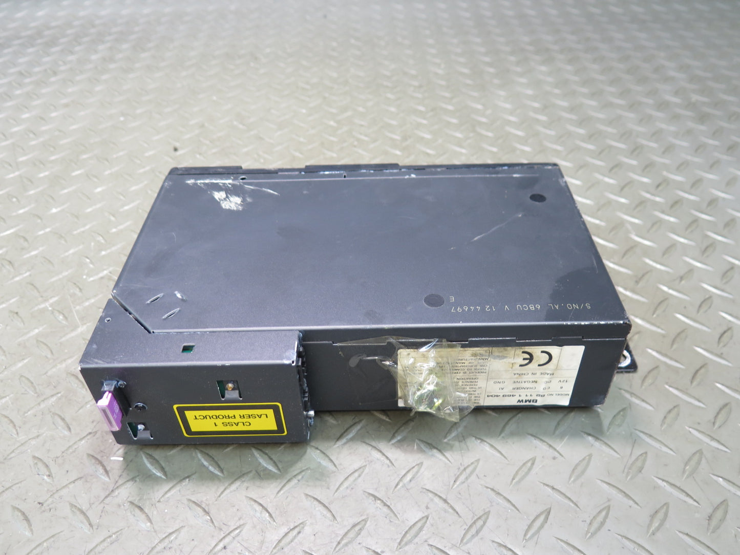 96-99 BMW E36/7 Z3 CD Changer w Magazine & Bracket Mount 1469404 OEM