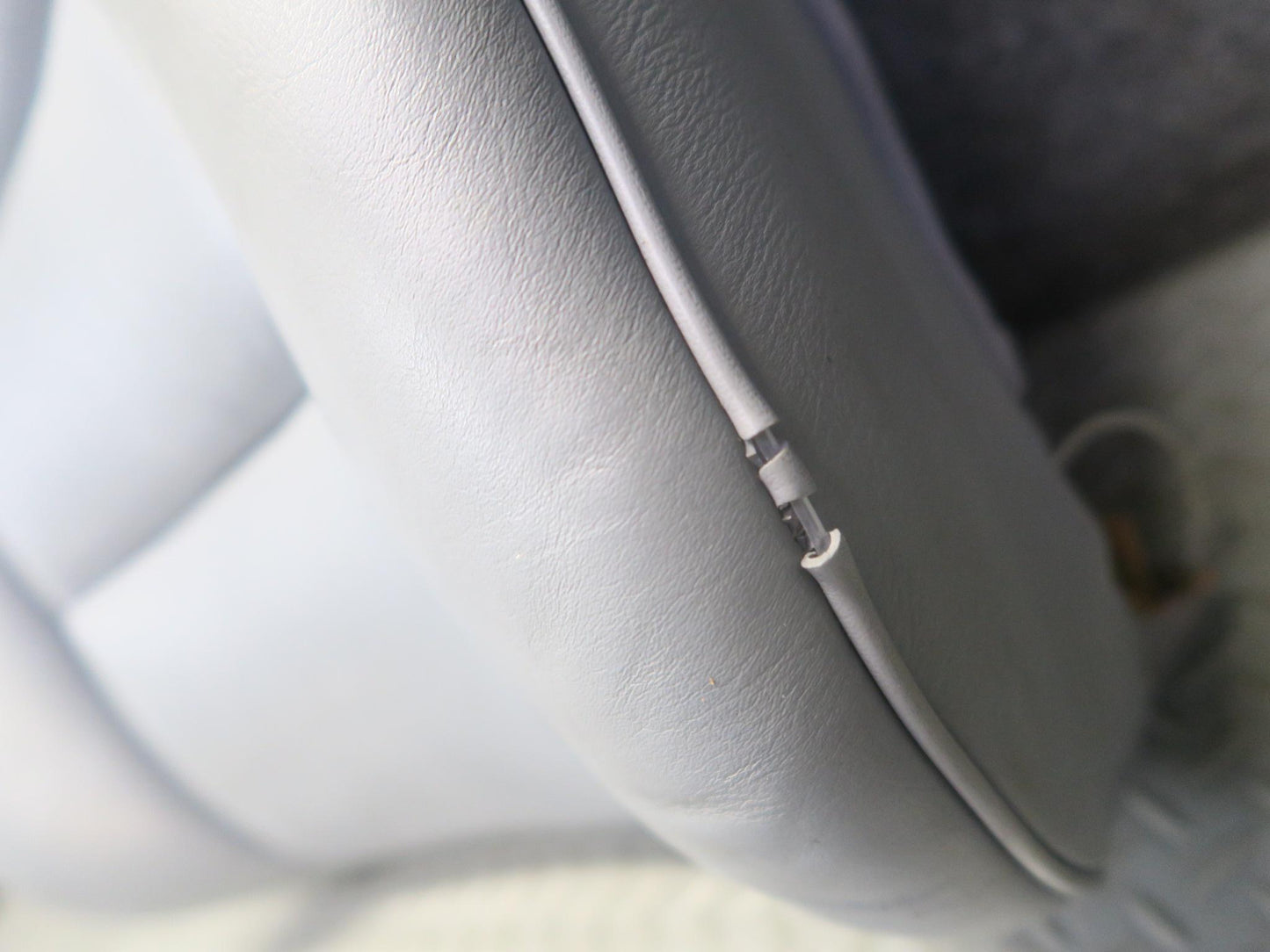 89-91 Mercedes W126 Sedan Front Right Heated Seat Upper Leather Cushion Gray OEM