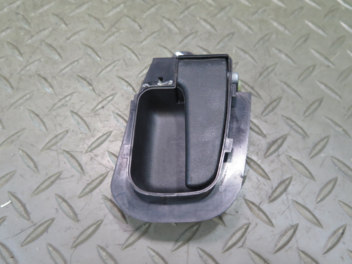 96-02 BMW E36/7 Z3 Right Door Interior Inner Handle 1960830 OEM