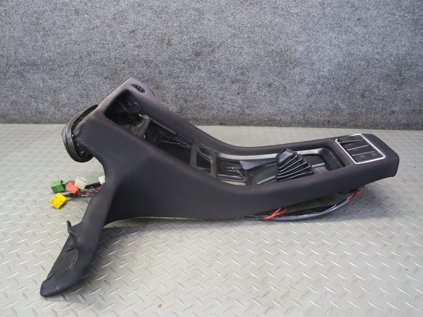 1984-1989 Porsche 928 A/T Front Center Console Trim Cover Panel Black
