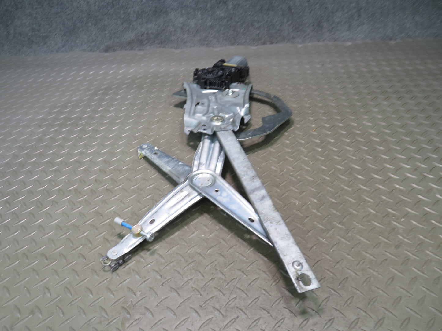 96-02 BMW E36/7 Z3 Roadster Right Passenger Door Window Regulator w Motor OEM