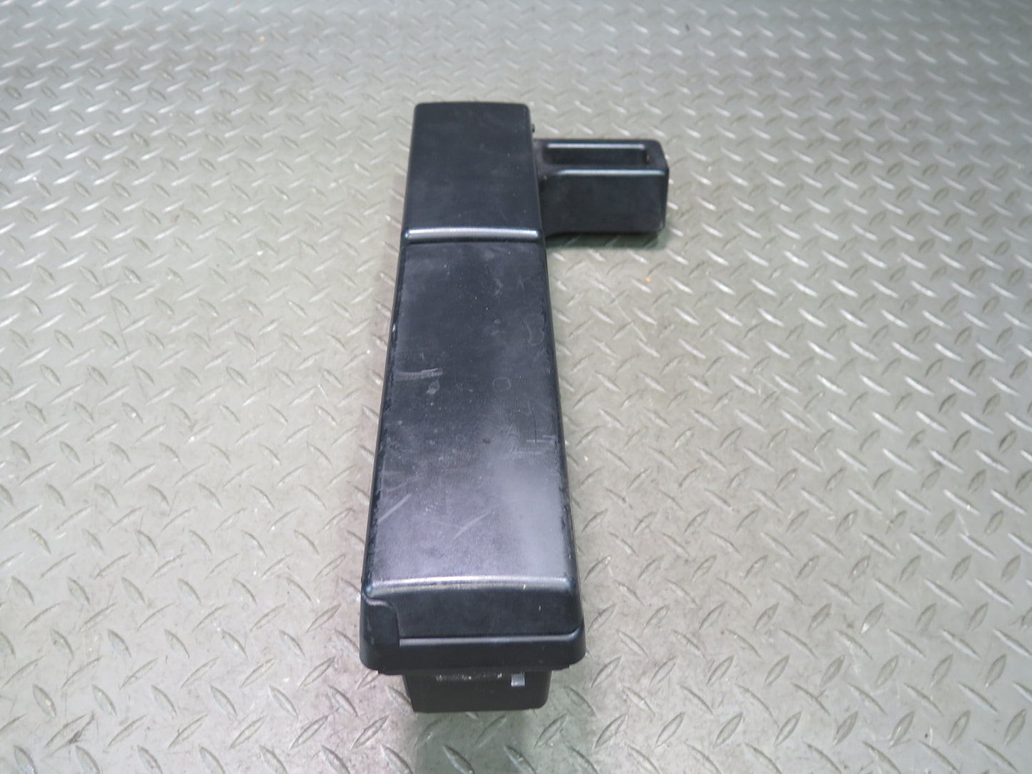 96-02 BMW E36/7 Z3 Center Console Armrest CUP Holder Trim Panel 1469516 OEM