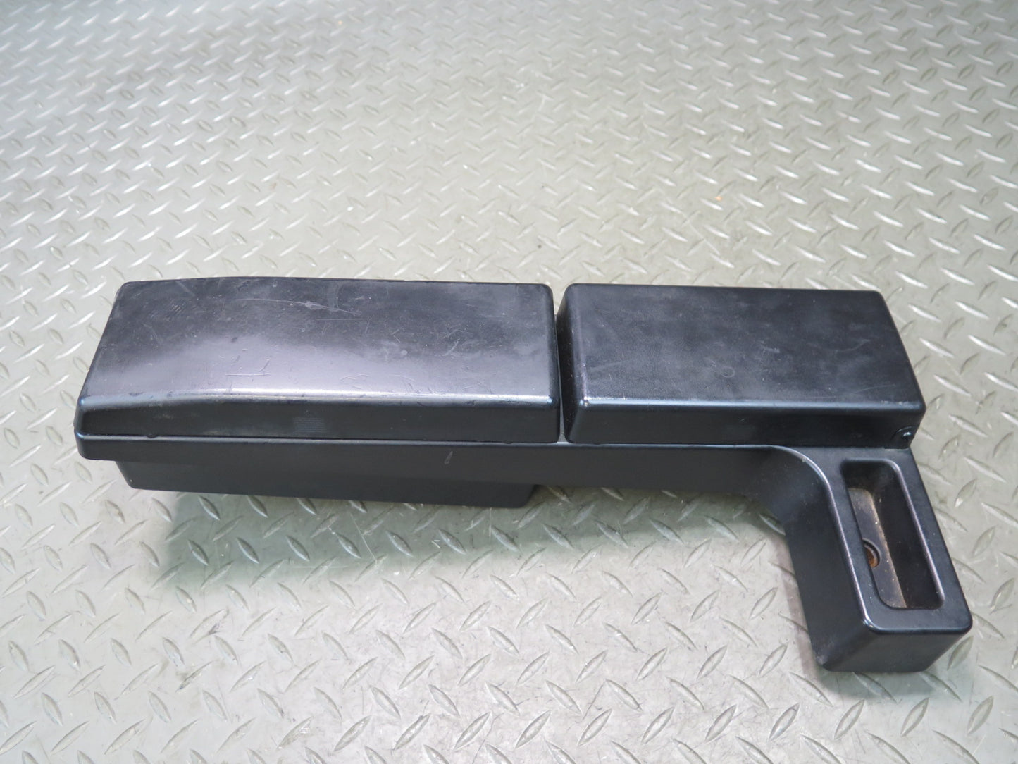 96-02 BMW E36/7 Z3 Center Console Armrest CUP Holder Trim Panel 1469516 OEM