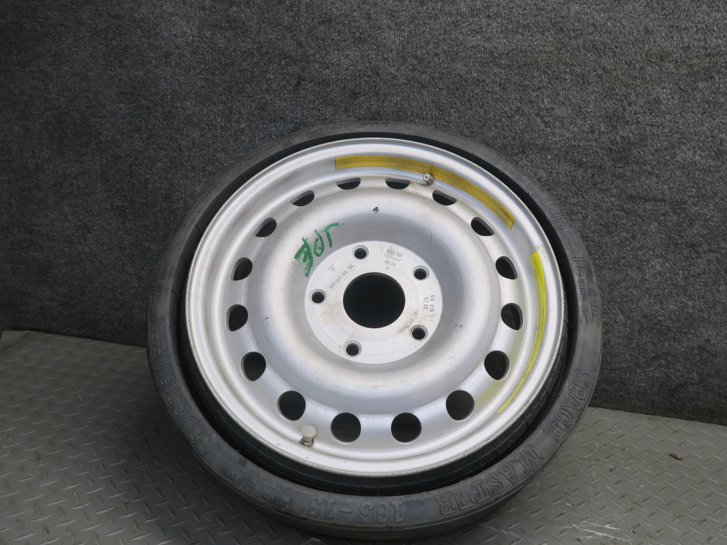 1984-1991 Porsche 928 Spare Tire R15" Wheel 16x5.5J ET30 165-15 95136213100