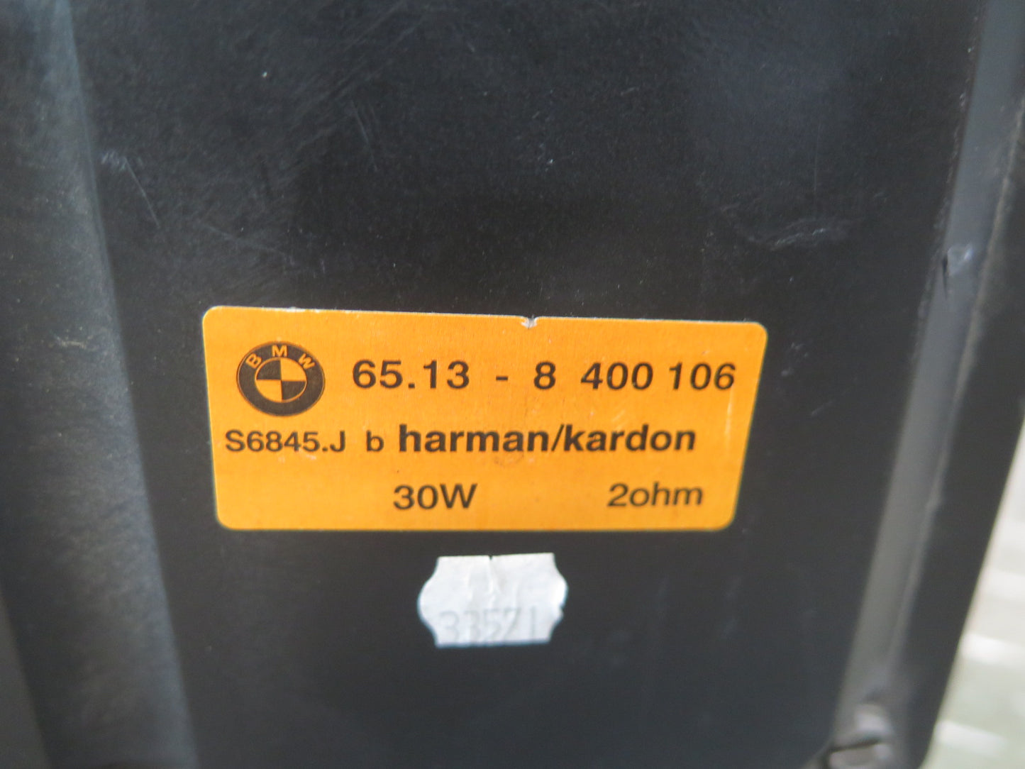 98-99 BMW E36/7 Z3 Roadster Rear Harman Kardon Subwoofer Box Speaker OEM