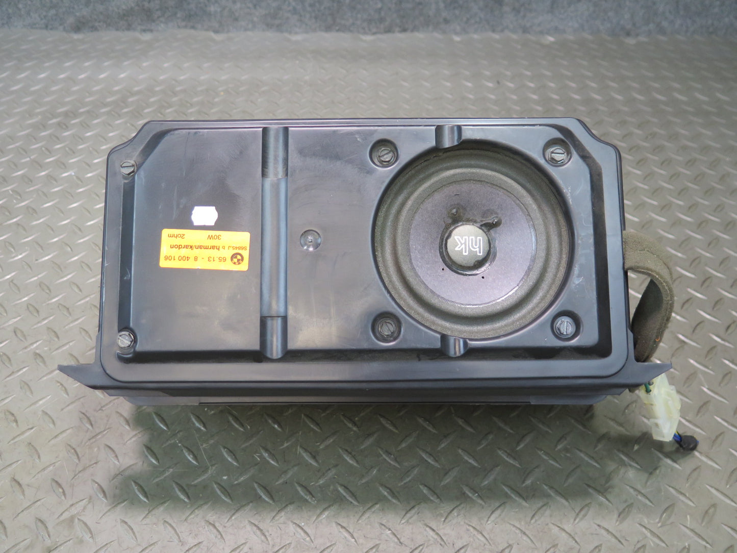 98-99 BMW E36/7 Z3 Roadster Rear Harman Kardon Subwoofer Box Speaker OEM