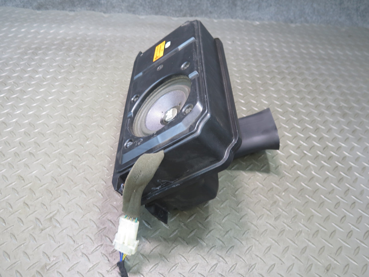 98-99 BMW E36/7 Z3 Roadster Rear Harman Kardon Subwoofer Box Speaker OEM