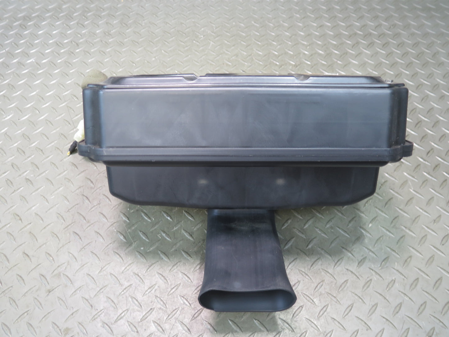 98-99 BMW E36/7 Z3 Roadster Rear Harman Kardon Subwoofer Box Speaker OEM