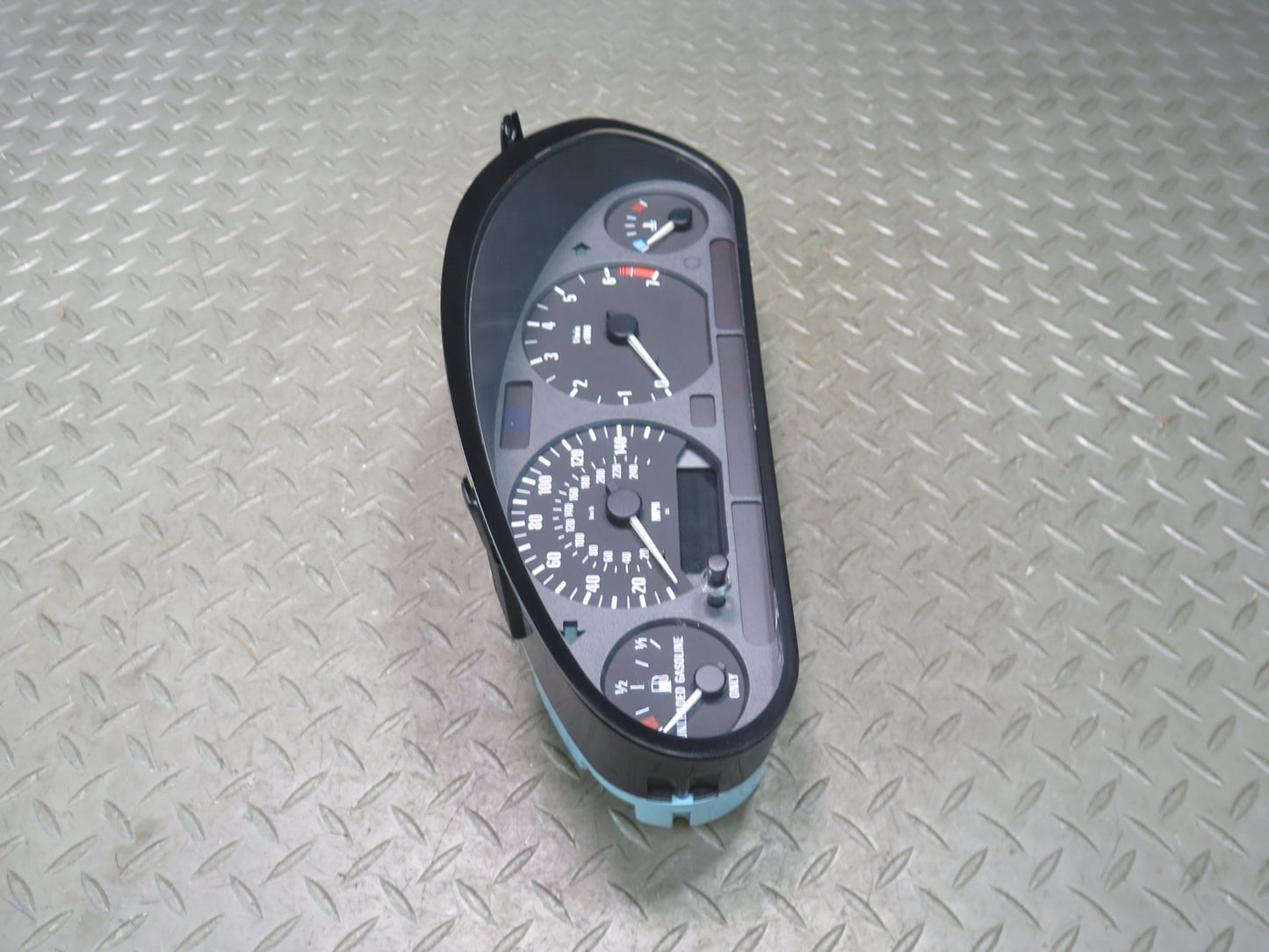 96-98 BMW E36/7 Z3 1.9L Roadster M/T Instrument Cluster Gauge Speedometer OEM