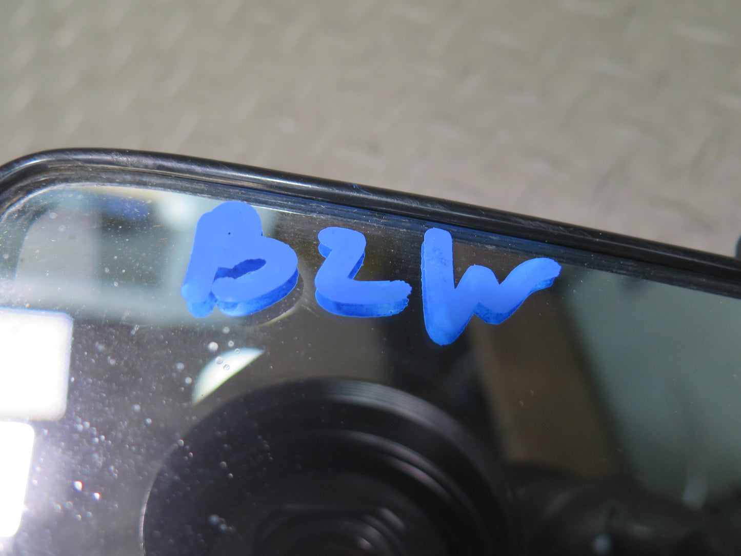 96-02 BMW E36/7 Z3 Manual Dimming Interior Rear View Mirror OEM