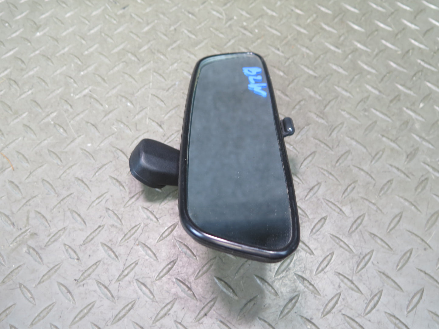 96-02 BMW E36/7 Z3 Manual Dimming Interior Rear View Mirror OEM