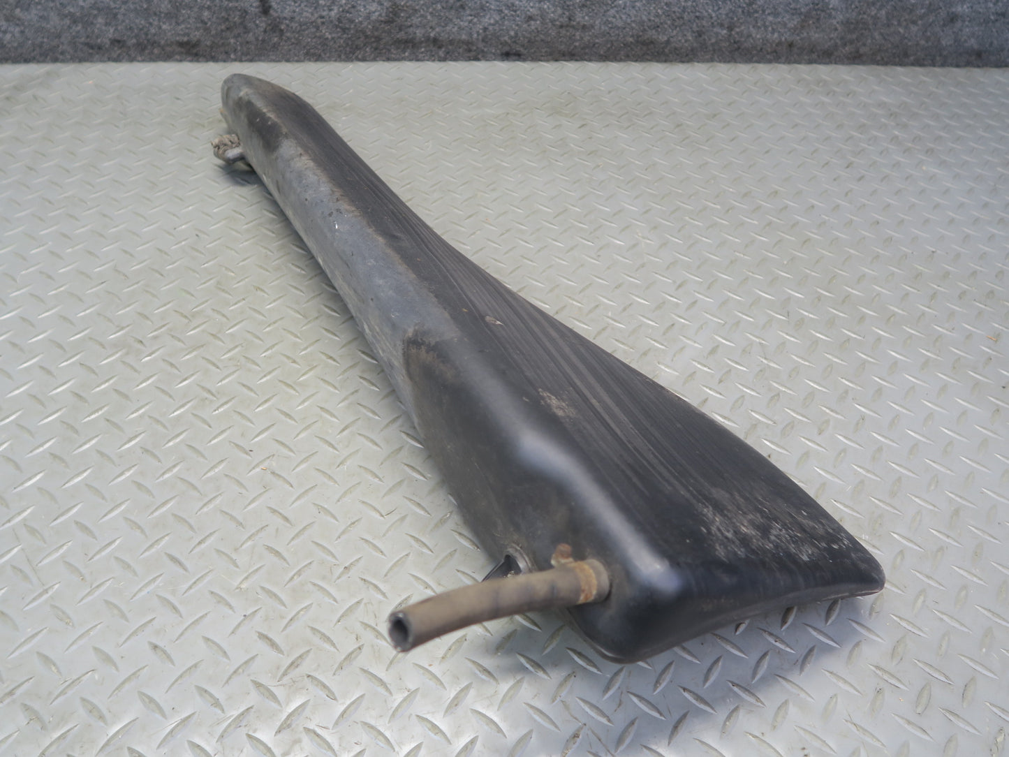1984-1991 Porsche 928 Fuel Evap Vapor Expansion Tank 92820101305