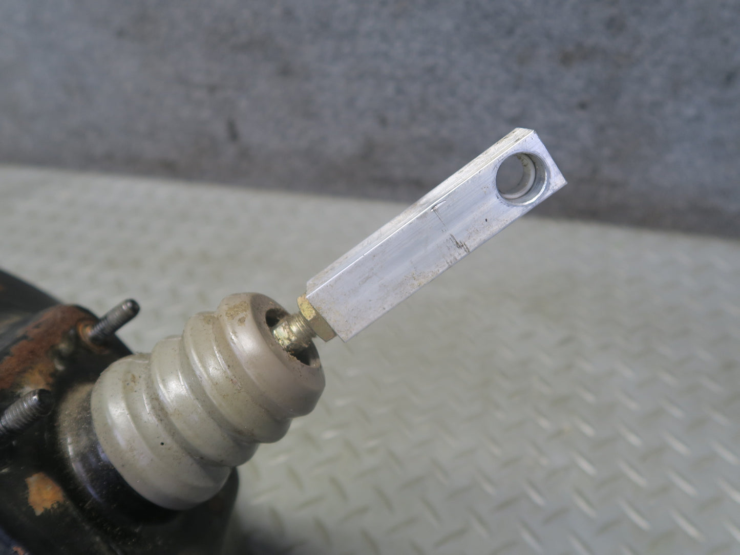 1984-1991 Porsche 928 Brake Master Cylinder Booster Fluid Reservoir 92835502524