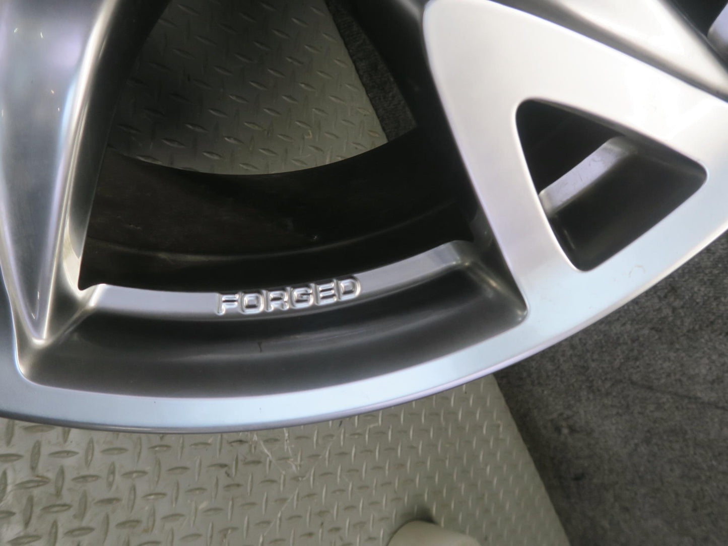 09-20 Nissan Z34 370Z Rear R19" Wheel Rim 19x10 ET30 OEM
