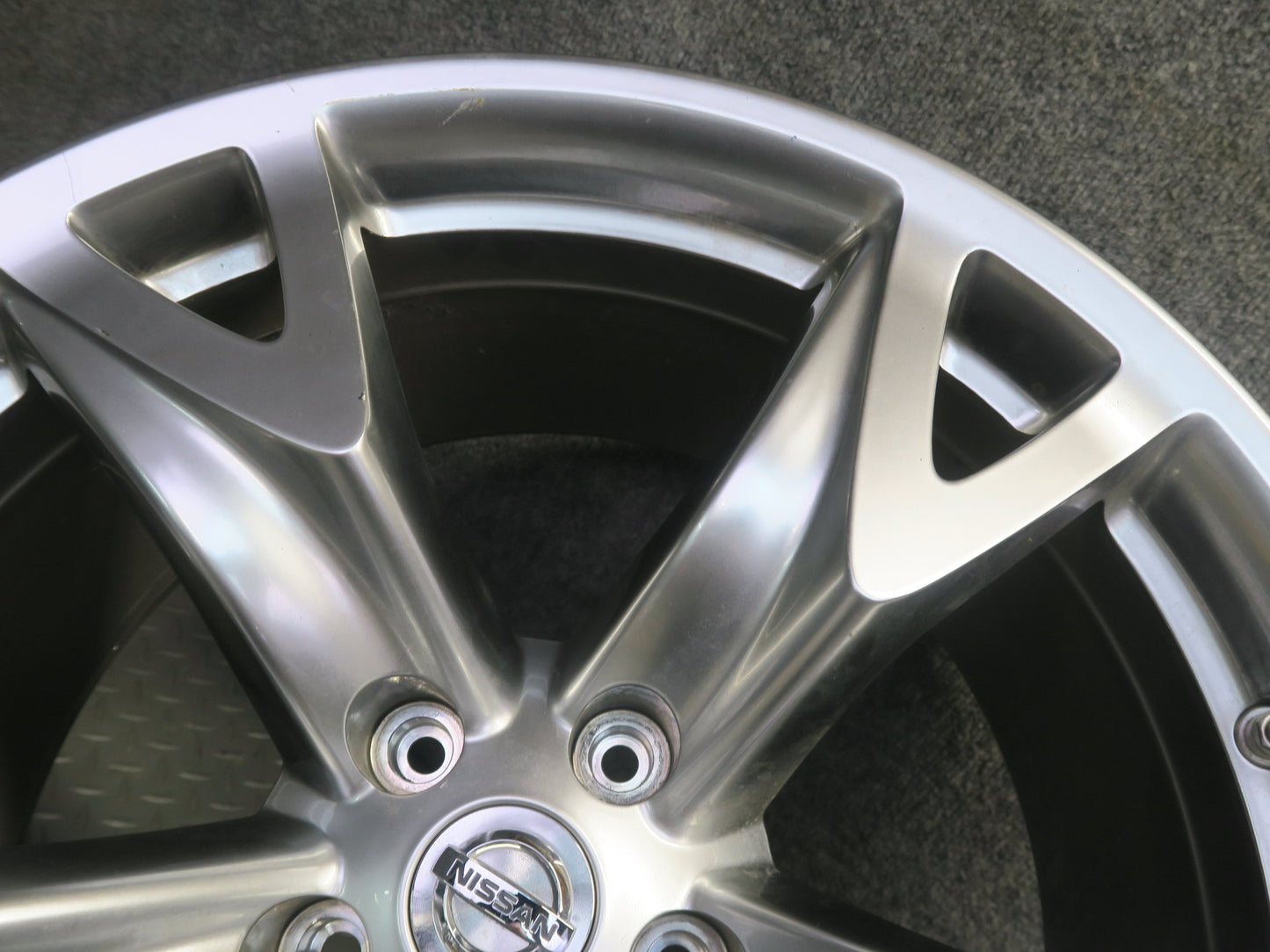 09-20 Nissan Z34 370Z Rear R19" Wheel Rim 19x10 ET30 OEM
