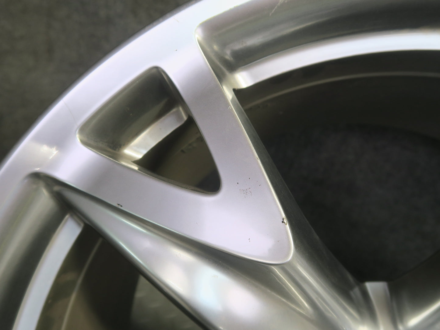 09-20 Nissan Z34 370Z Rear R19" Wheel Rim 19x10 ET30 OEM