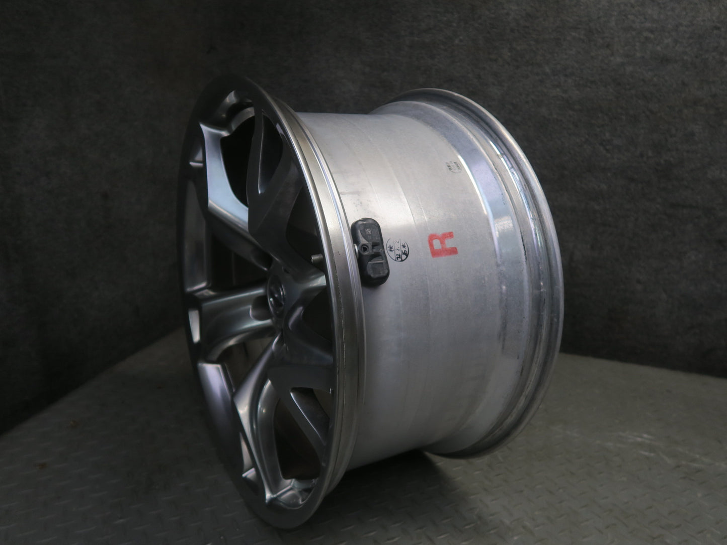 09-20 Nissan Z34 370Z Rear R19" Wheel Rim 19x10 ET30 OEM