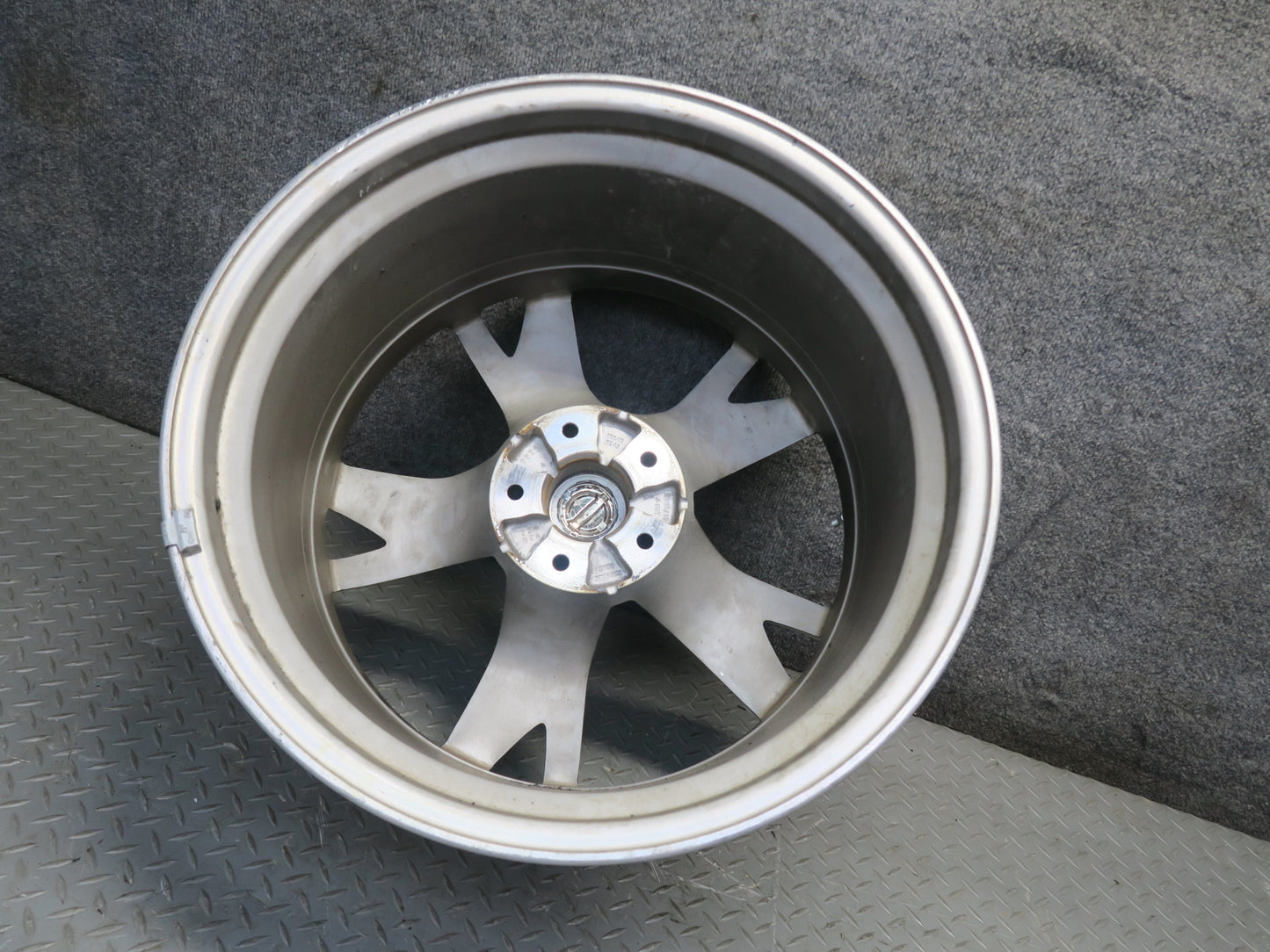 09-20 Nissan Z34 370Z Rear R19" Wheel Rim 19x10 ET30 OEM