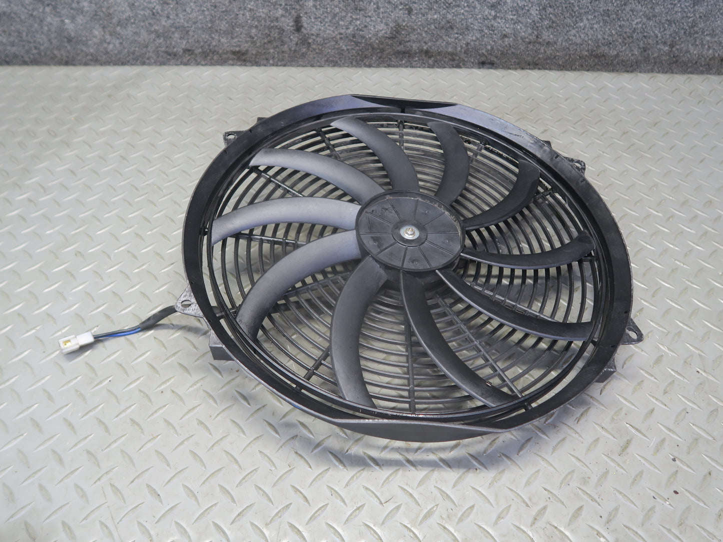 1985-1986 Porsche 928 Aftermarket 120W Engine Cooling Fan Motor