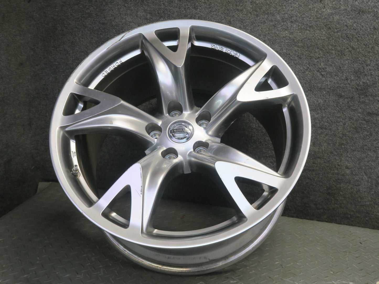 09-20 Nissan Z34 370Z Rear R19" Wheel Rim 19x10 ET30 OEM