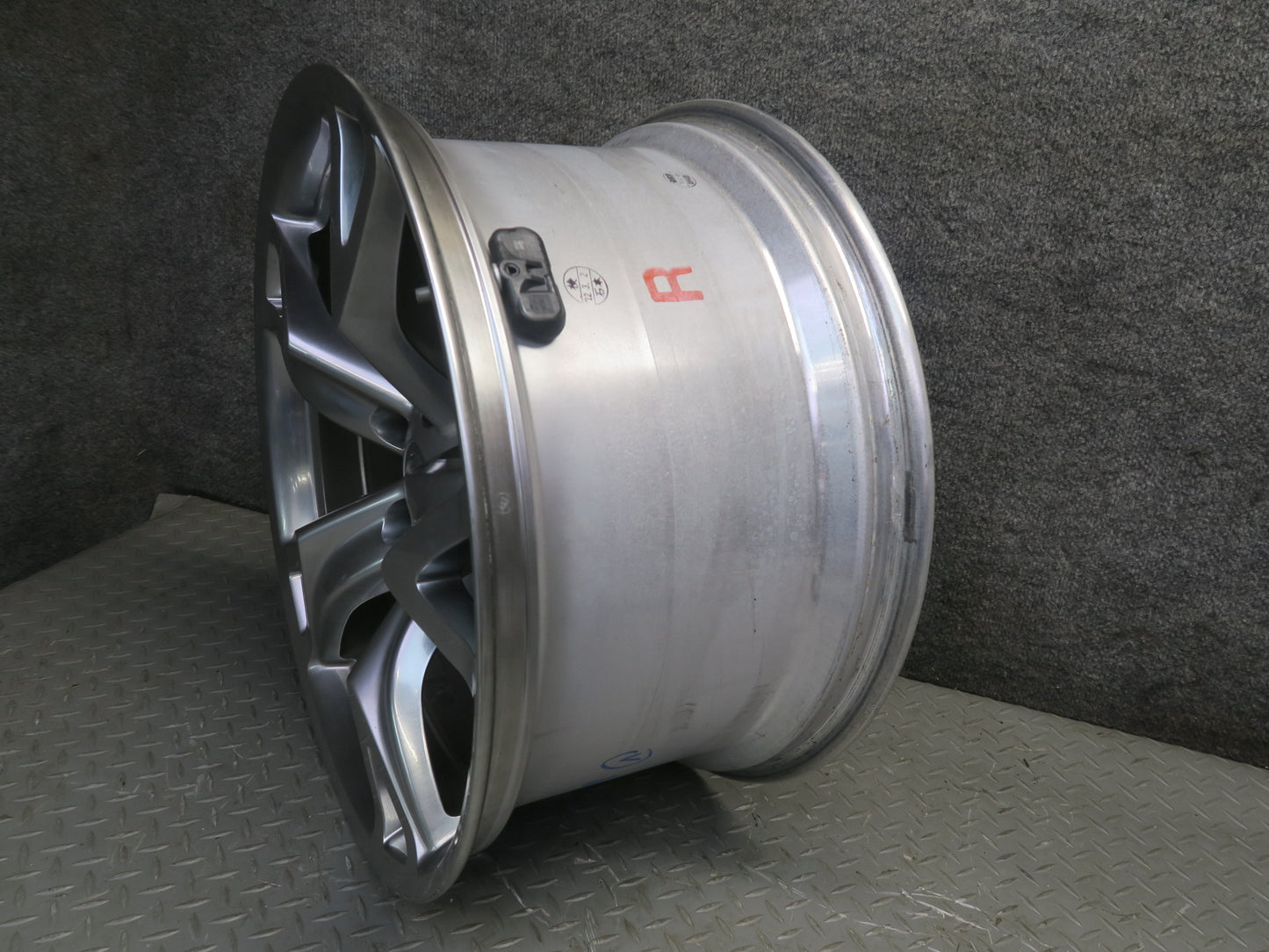 09-20 Nissan Z34 370Z Rear R19" Wheel Rim 19x10 ET30 OEM