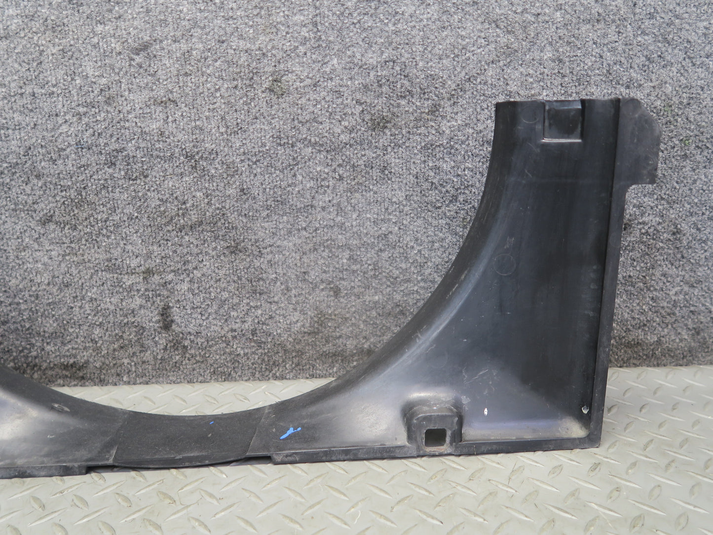 1984-1986 Porsche 928 Engine Motor Radiator Cooling Fan Lower Shroud Part