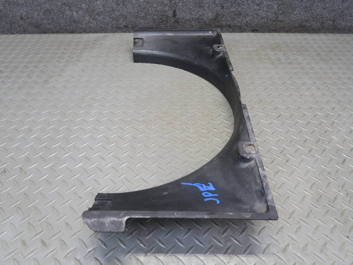 1984-1986 Porsche 928 Engine Motor Radiator Cooling Fan Lower Shroud Part