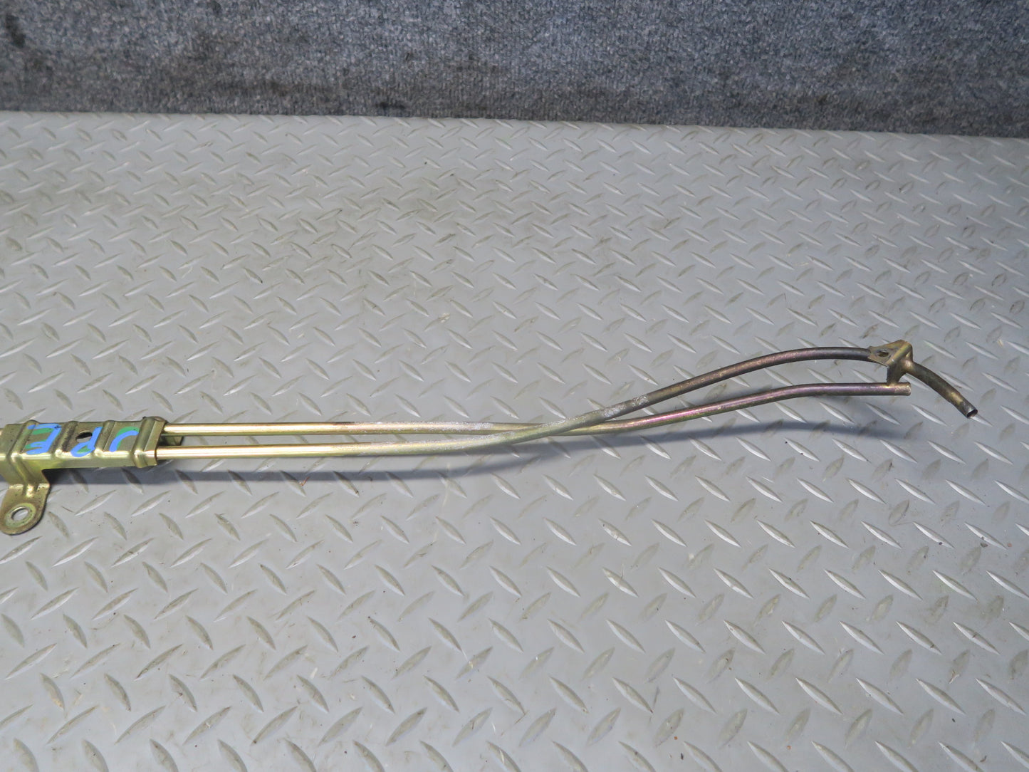 1983-1989 Porsche 928 Sunroof Moonroof Guide Tube Slide