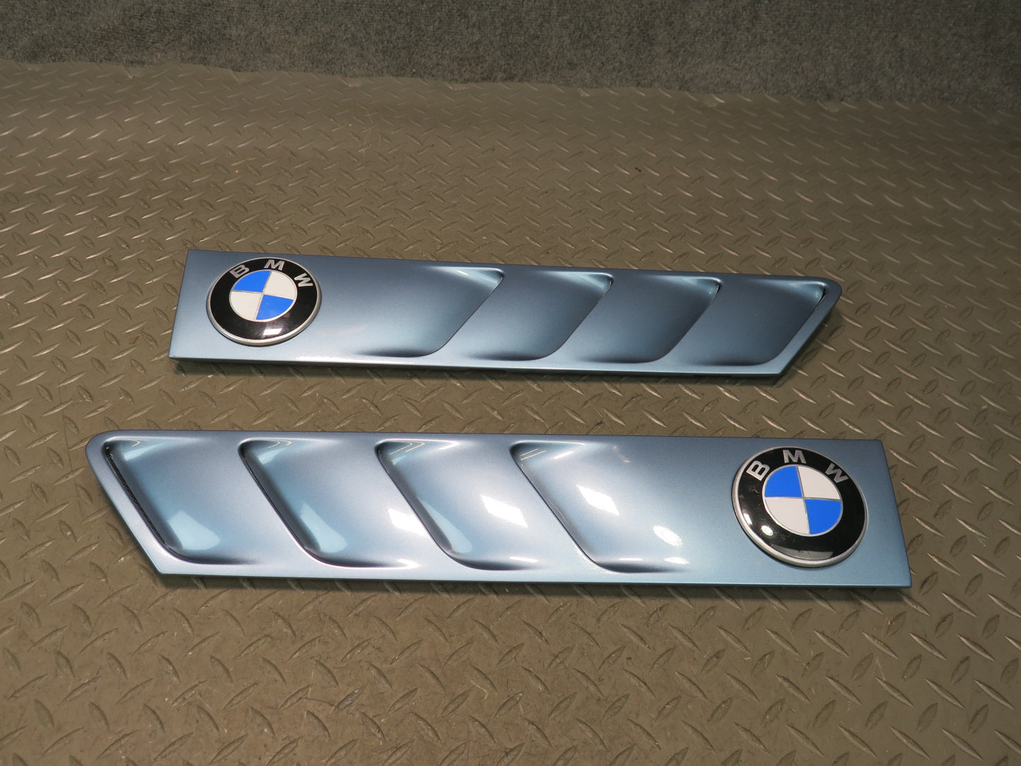 96-02 BMW E36/7 Z3 Set of 2 Front Left & Right Fender Vent Trim Cover Panel OEM