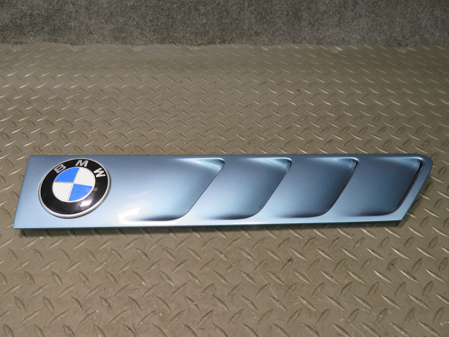 96-02 BMW E36/7 Z3 Set of 2 Front Left & Right Fender Vent Trim Cover Panel OEM