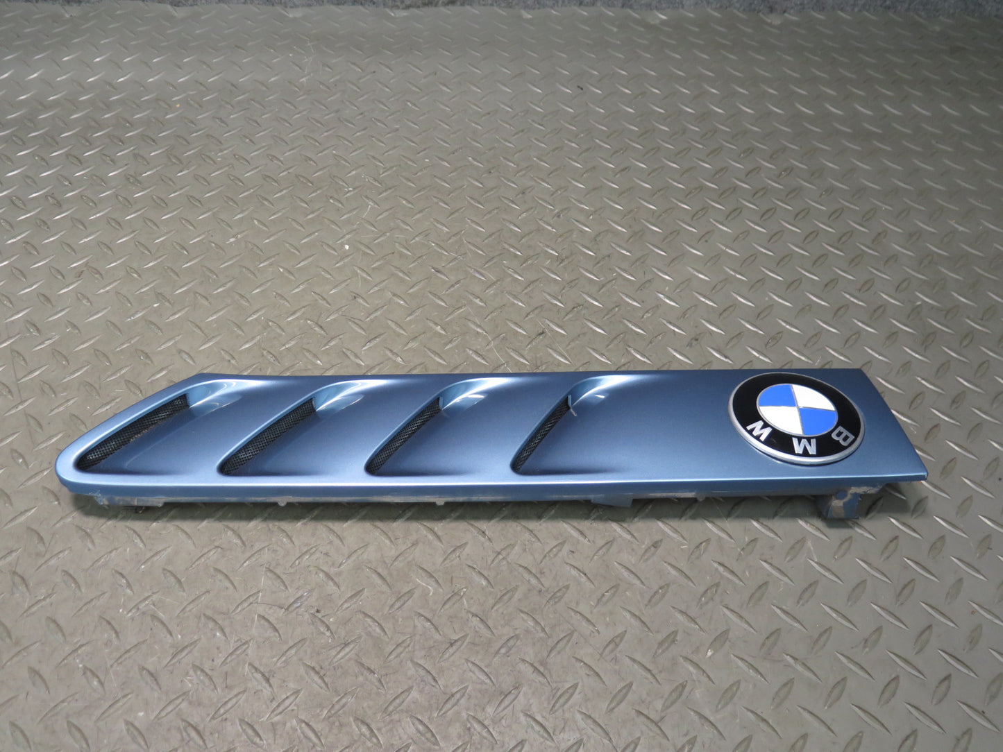 96-02 BMW E36/7 Z3 Set of 2 Front Left & Right Fender Vent Trim Cover Panel OEM