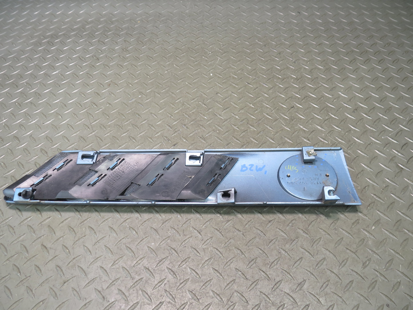 96-02 BMW E36/7 Z3 Set of 2 Front Left & Right Fender Vent Trim Cover Panel OEM