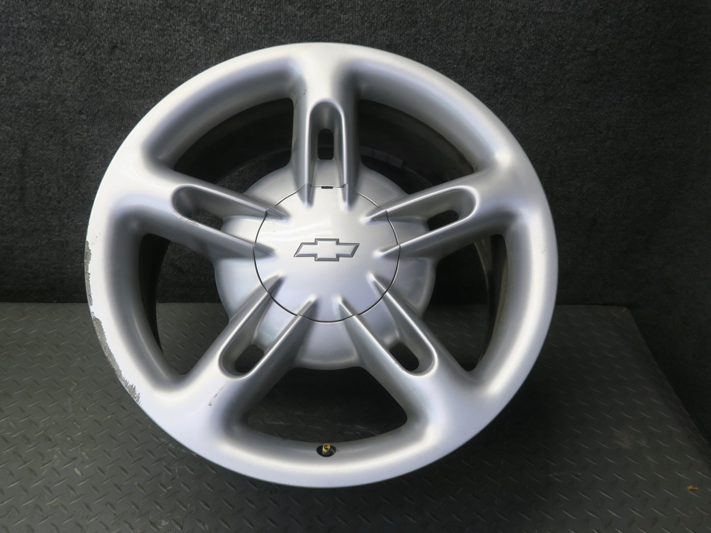 03-06 Chevrolet SSR Set of 4 R19" R20" Alloy Wheel Rim 8/10J ET14/32 OEM