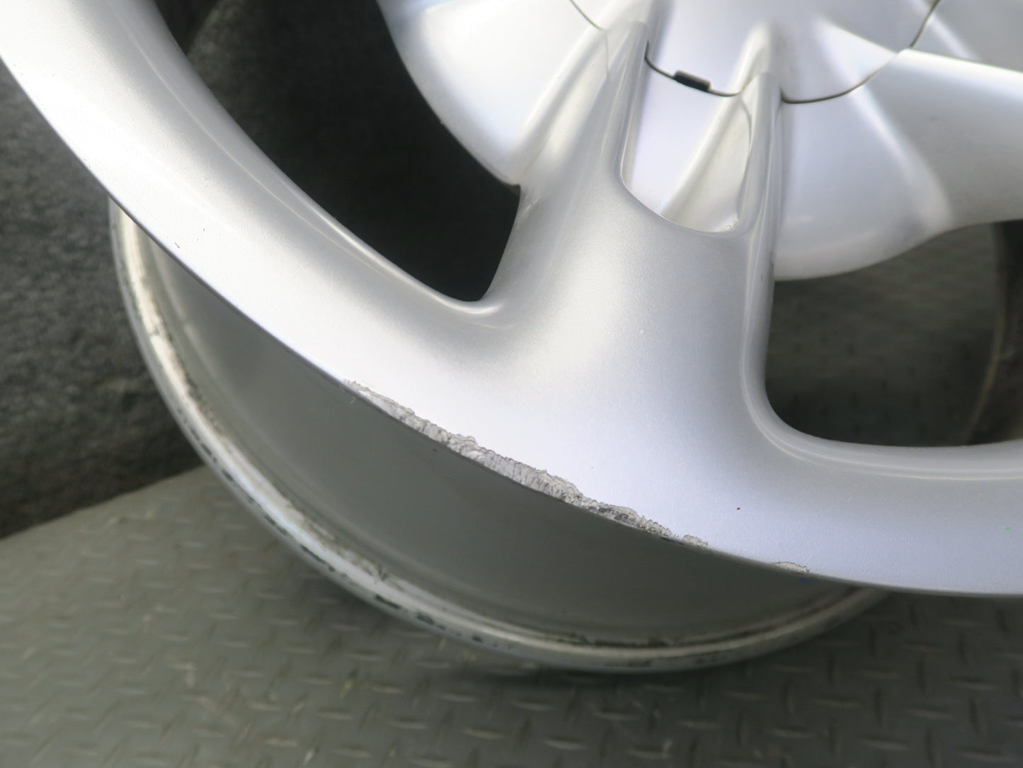 03-06 Chevrolet SSR Set of 4 R19" R20" Alloy Wheel Rim 8/10J ET14/32 OEM