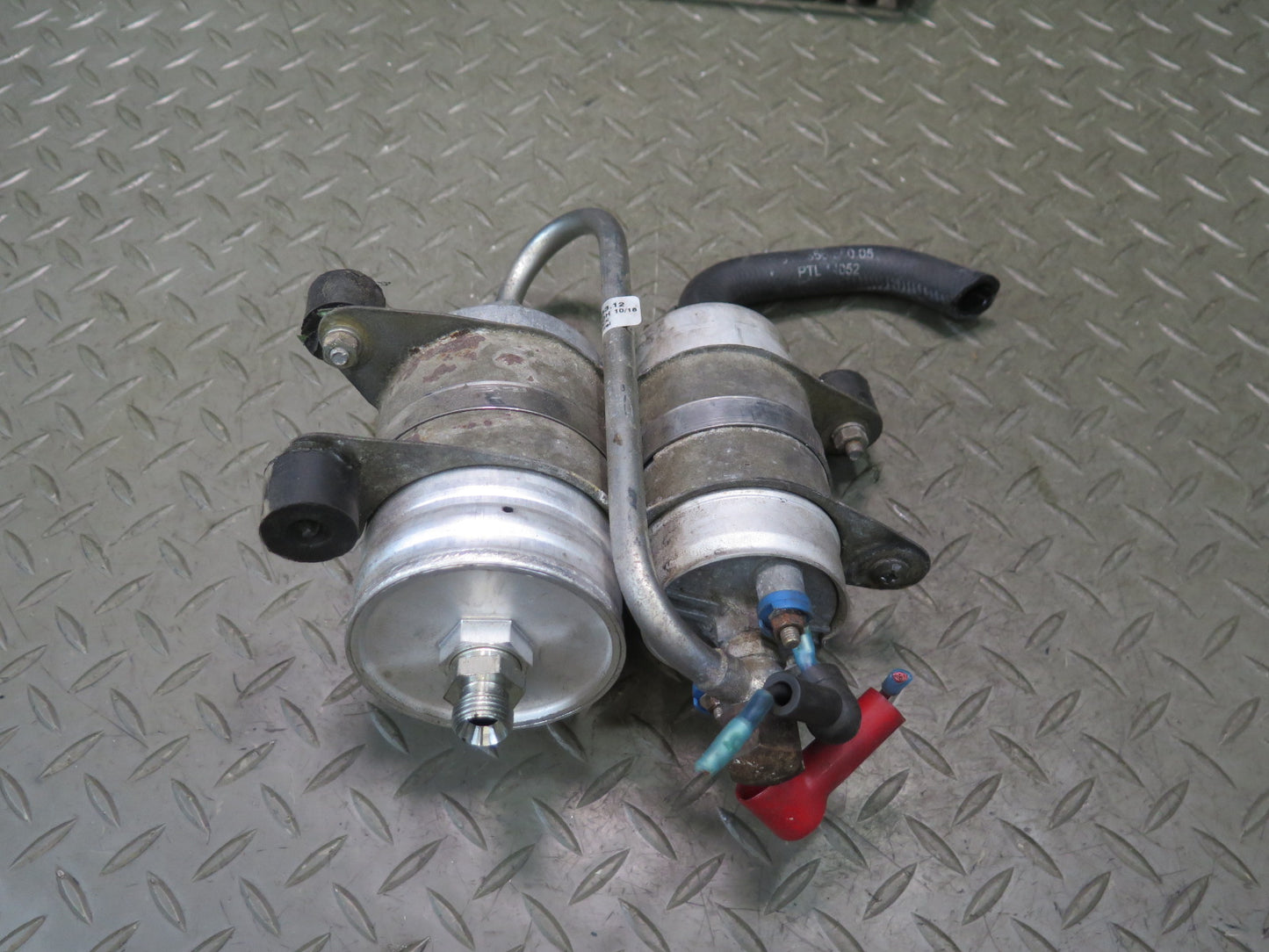 1984-1991 Porsche 928 S Fuel Gas Pump Filter Assembly