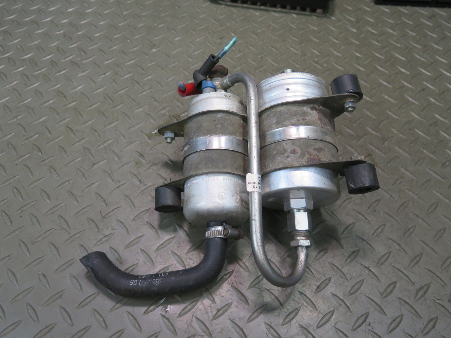 1984-1991 Porsche 928 S Fuel Gas Pump Filter Assembly