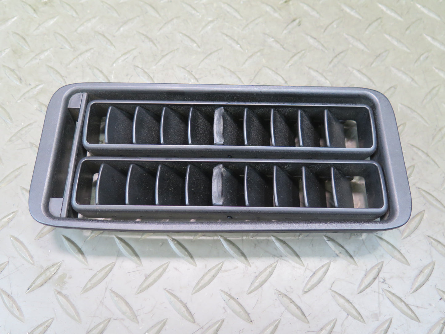 1984-1986 Porsche 928 S Center Console Left Right Door Air Vent Grille Set of 4