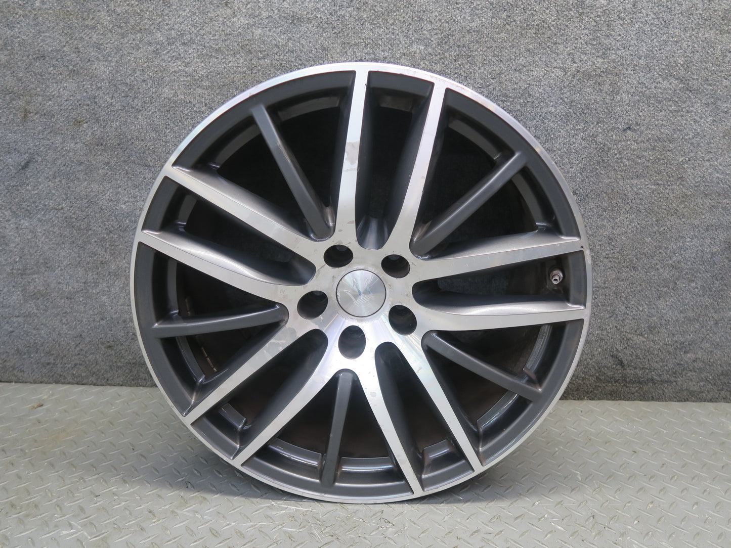2014-2020 Maserati Ghibli M157 Rear R19" Alloy Wheel Rim 19x10J ET40 670016855