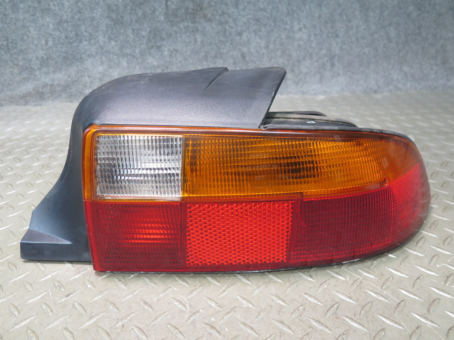 96-99 BMW E36/7 Z3 Roadster Set of 2 Rear Left & Right Tail Light Lamp OEM