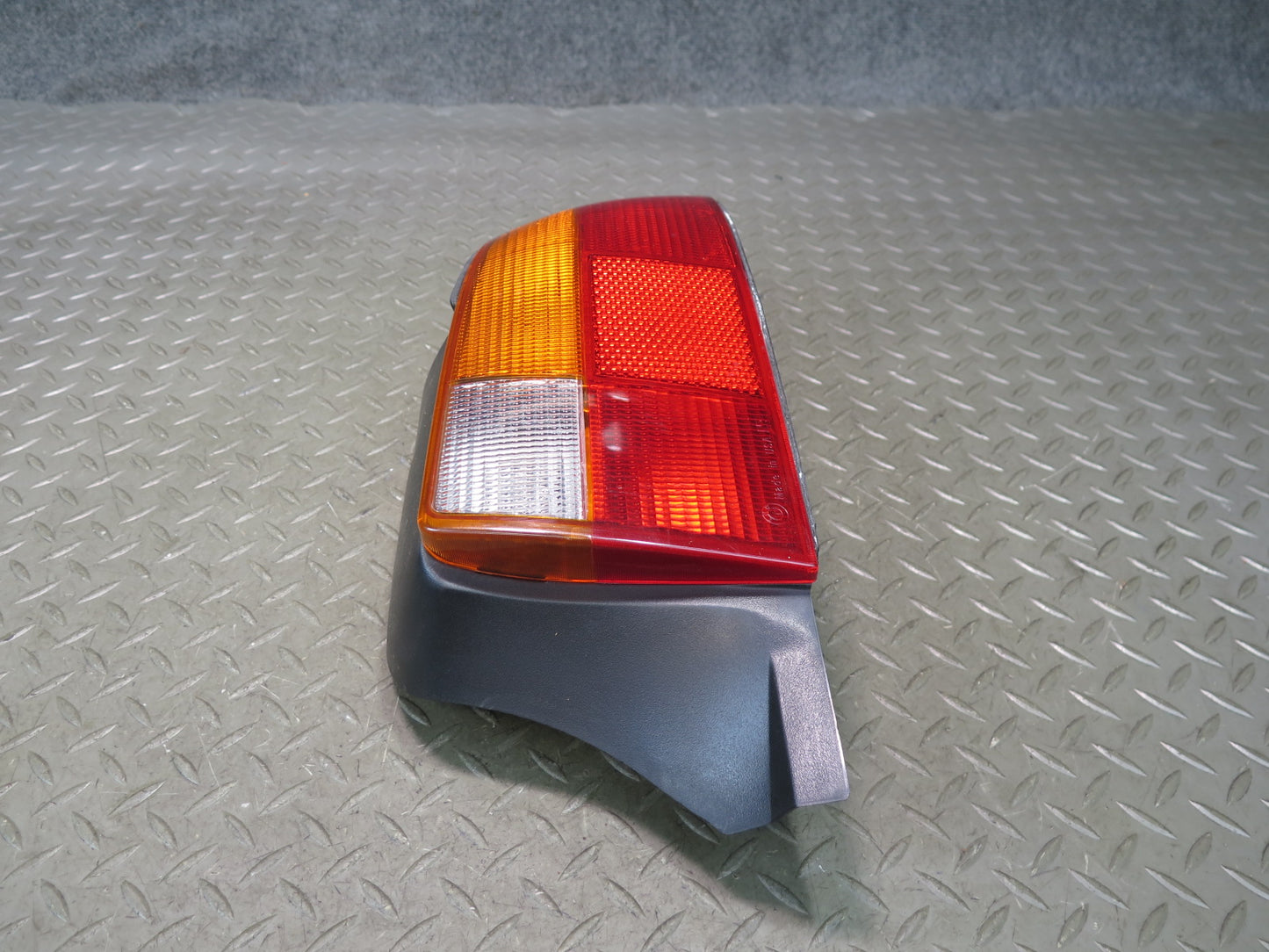 96-99 BMW E36/7 Z3 Roadster Set of 2 Rear Left & Right Tail Light Lamp OEM