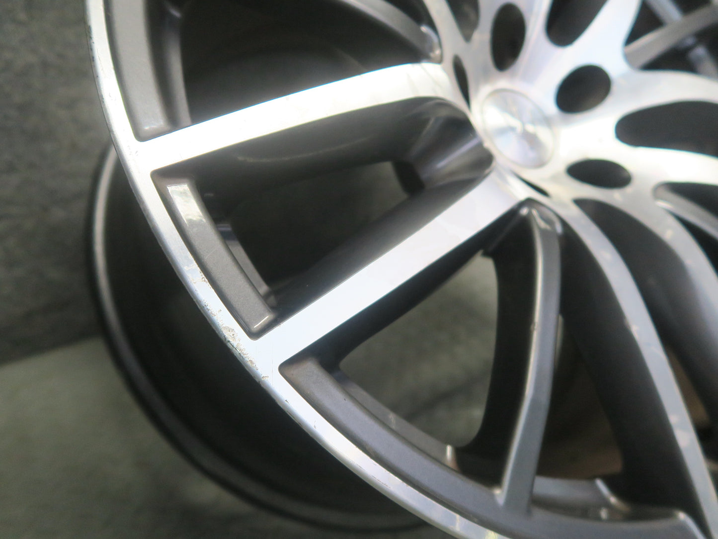 2014-2020 Maserati Ghibli M157 Rear R19" Alloy Wheel Rim 19x10J ET40 670016855
