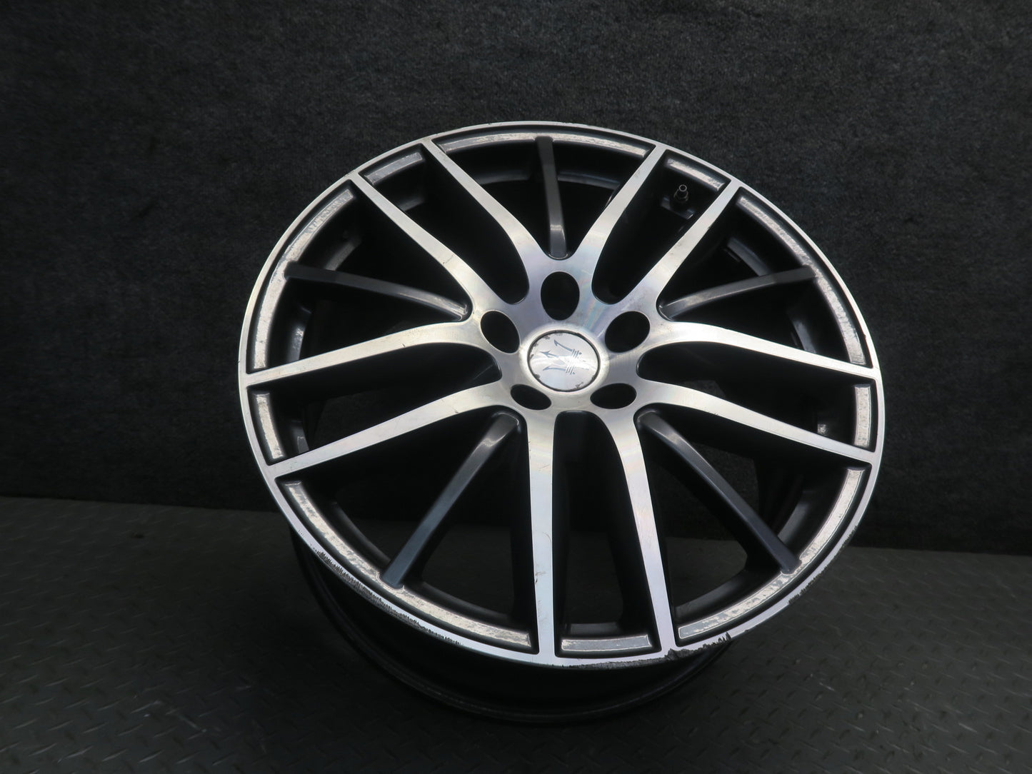2014-2020 Maserati Ghibli M157 Front R19" Alloy Wheel Rim 19x8.5J ET44 670016851