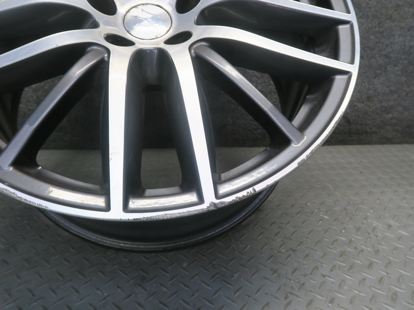 2014-2020 Maserati Ghibli M157 Front R19" Alloy Wheel Rim 19x8.5J ET44 670016851