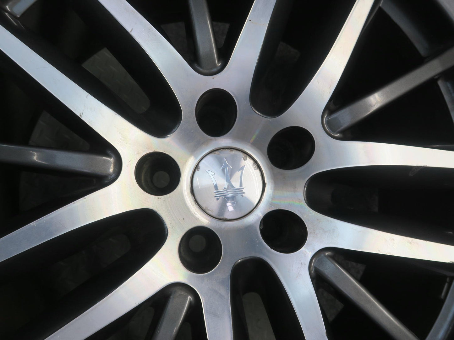 2014-2020 Maserati Ghibli M157 Front R19" Alloy Wheel Rim 19x8.5J ET44 670016851