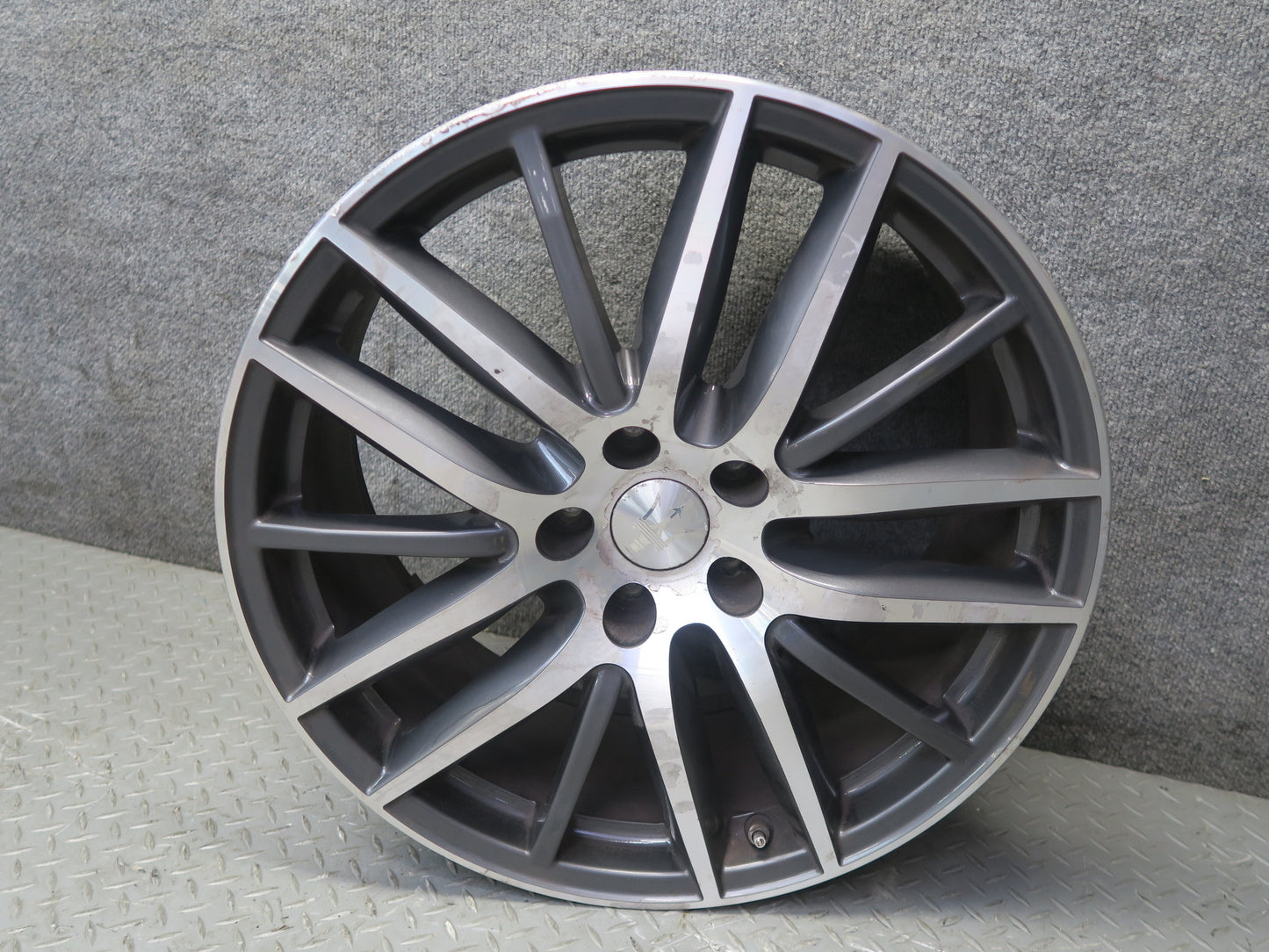 2014-2020 Maserati Ghibli M157 Front R19" Alloy Wheel Rim 19x8.5J ET44 670016851