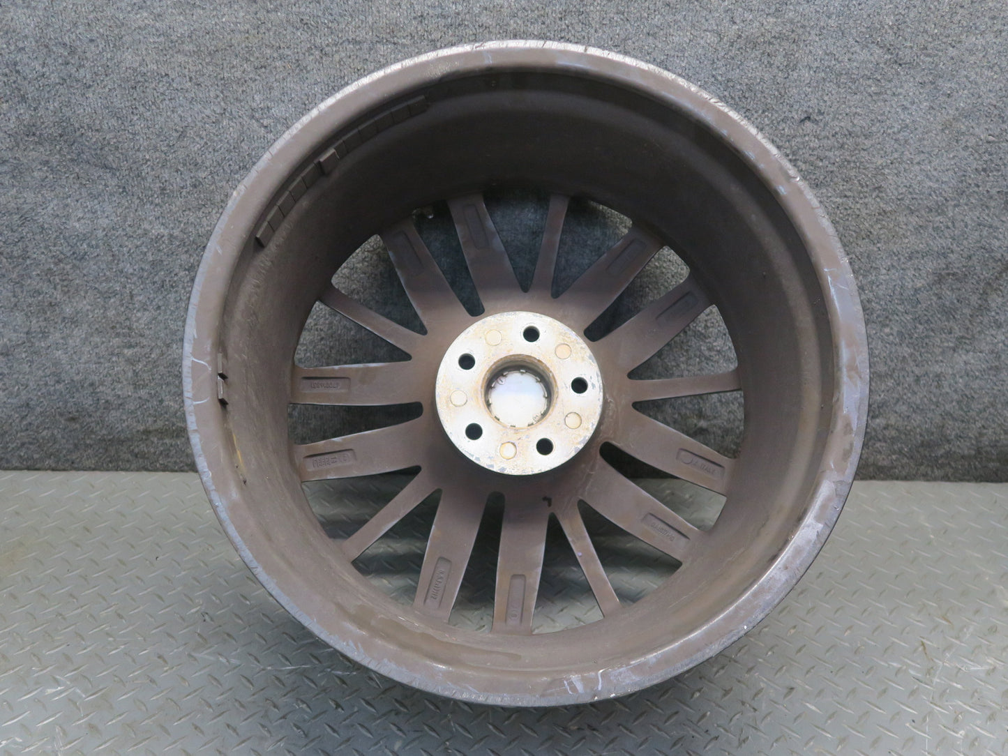 2014-2020 Maserati Ghibli M157 Front R19" Alloy Wheel Rim 19x8.5J ET44 670016851